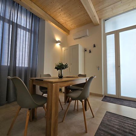 Fortino Living Spring คาตาเนีย ภายนอก รูปภาพ